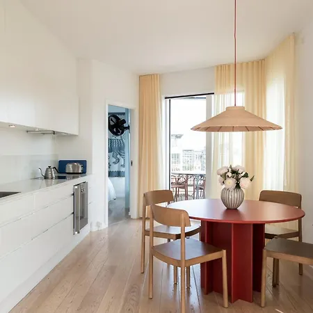 Penthouse With 2 Terraces & Harbour Views アパート *