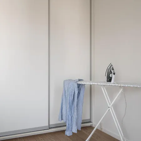 アパート Penthouse With 2 Terraces & Harbour Views *